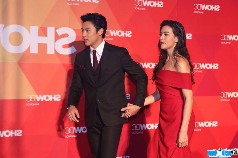 Prin Suparat and Kimberley pictures in the award ceremony