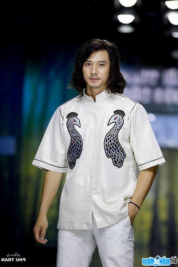  Model and actor Ha Viet Dung