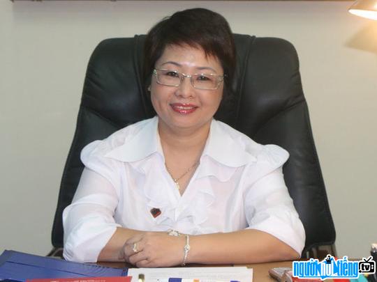  Mrs. Chau Thi Thu Nga being prosecuted for fraud to appropriate property