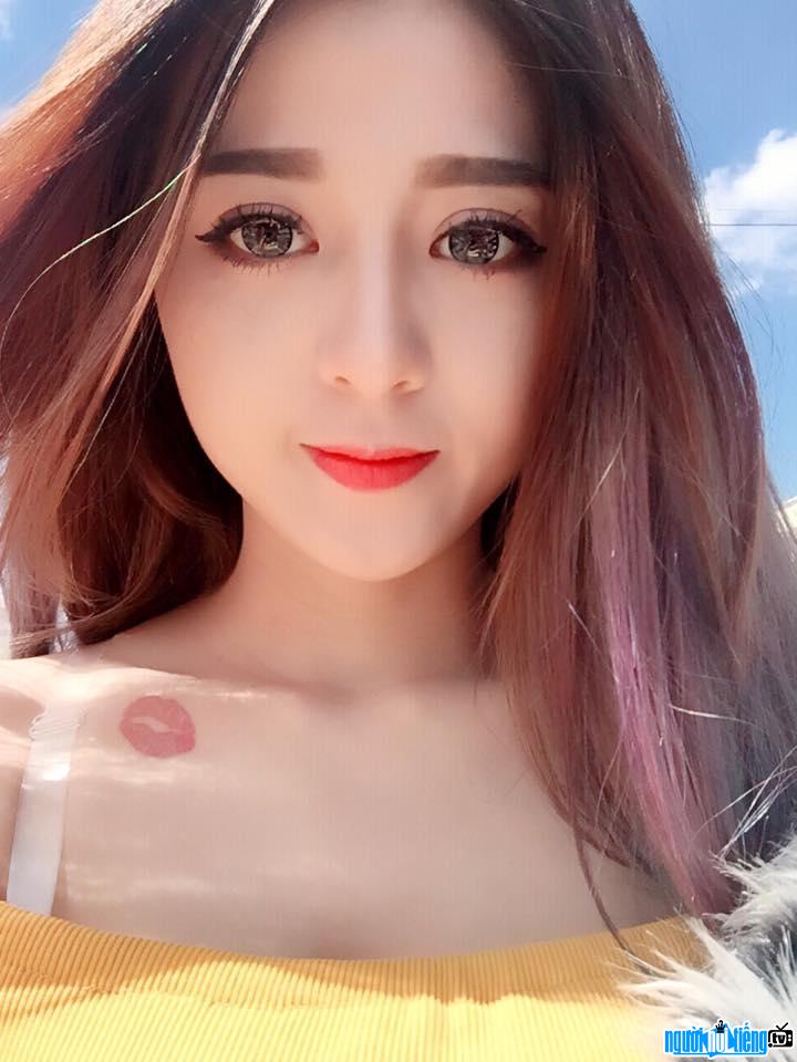 Hot girl Vy Lữ