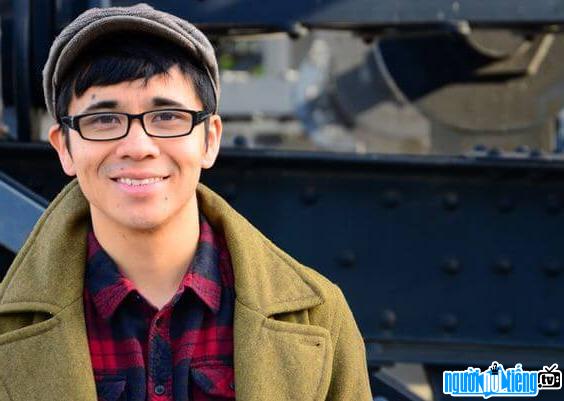  Ocean Vuong was given the title of poetry Oscars