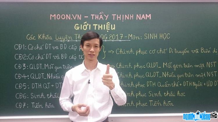 Teacher Thinh Nam has a large number of students studying Online