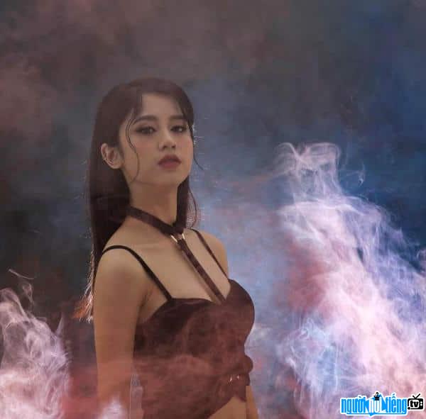 Hot girl Hàn Hằng là một thí sinh sáng giá của Hot Face VietNam 2017