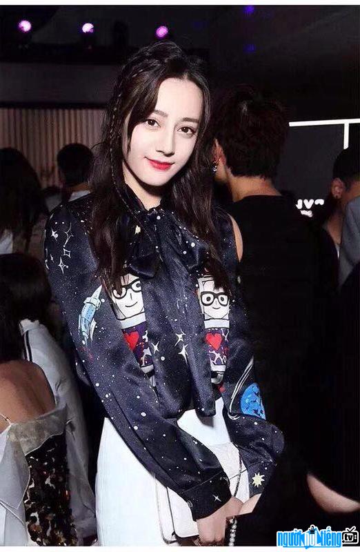 Á hậu Joxy Thùy Linh là người mẫu ảnh cho nhiều tạp chí danh tiếng