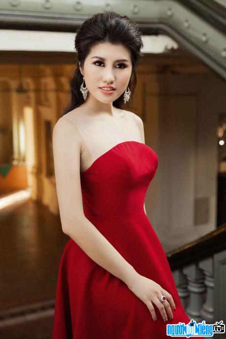 Top 9 hoa hậu du lịch quốc tế hoa khôi Emily Hồng Nhung