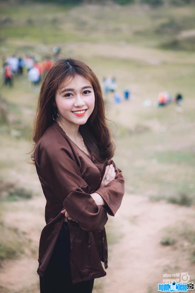 Bảo Thoa - cô nàng hot girl của trường Đại học Xây Dựng Hà Nội