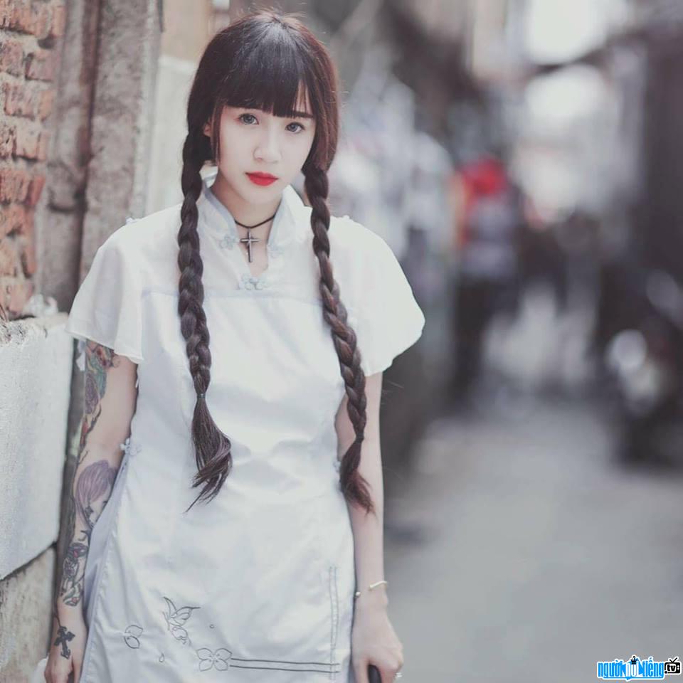 Hot girl hình xăm Lê Kim Linh yêu thích nghệ thuật xăm từ năm 15 tuổi