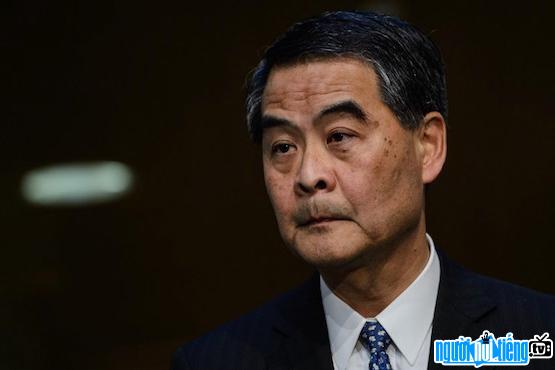 A new photo of politician Leung Chan Anh