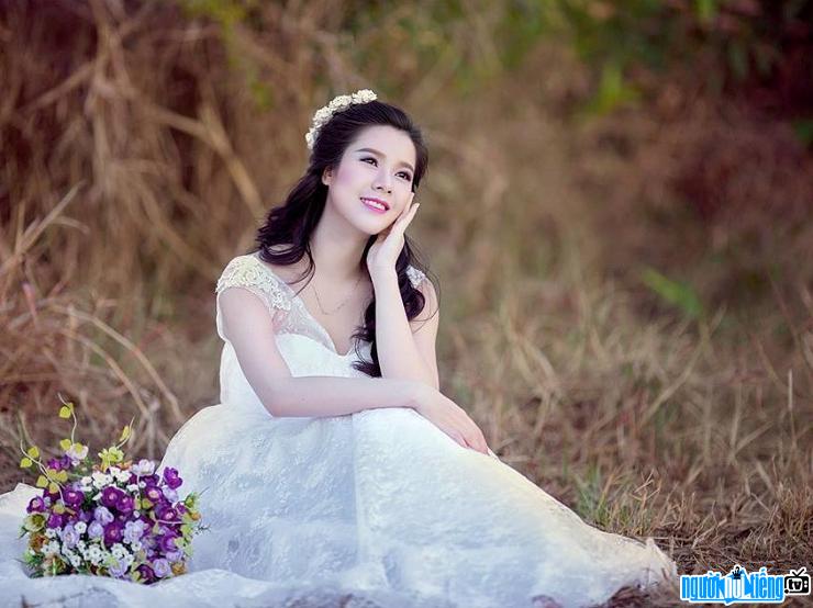  Beautiful hot girl Hani Nguyen in a wedding dress
