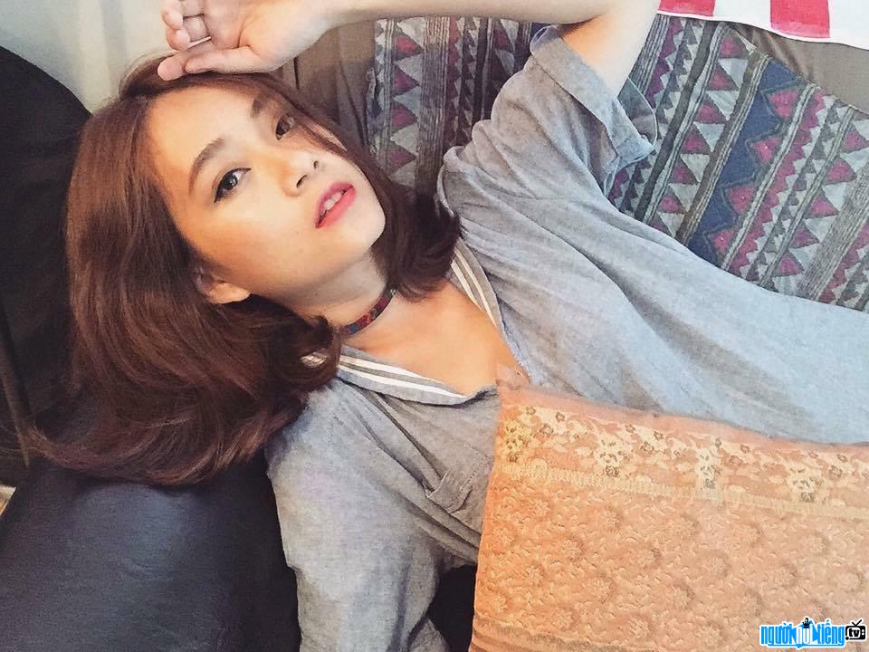 Hot girl Nguyễn Trang Ly là một người mẫu ảnh nổi tiếng của Sài Thành