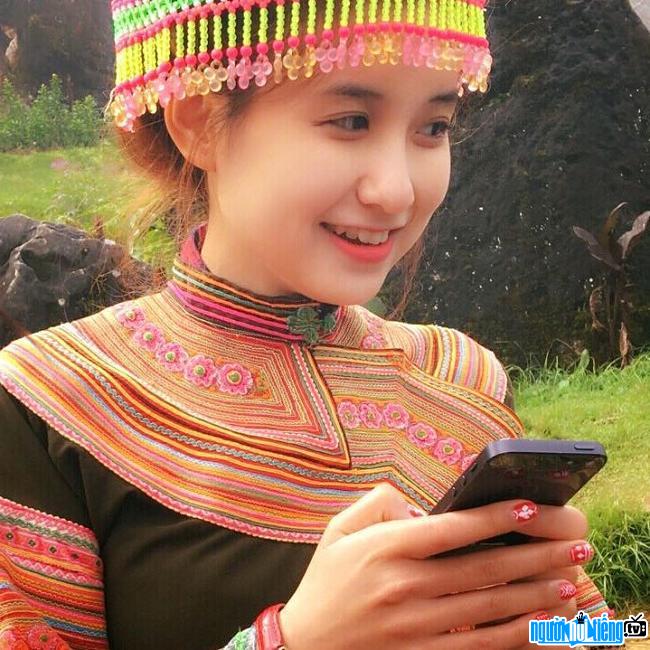 Hot ethnic girl Angela Phan