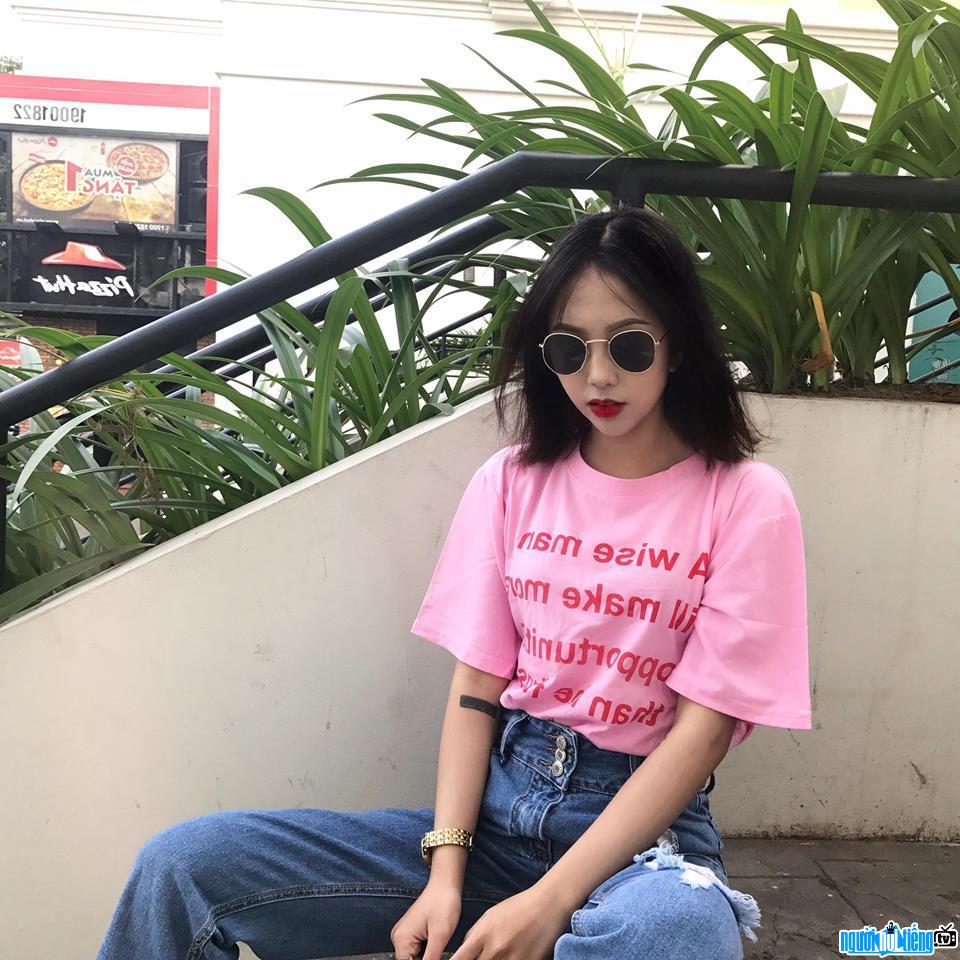  Hotface image of Vu Thao Uyen Nhi is very cool with fashion style strong