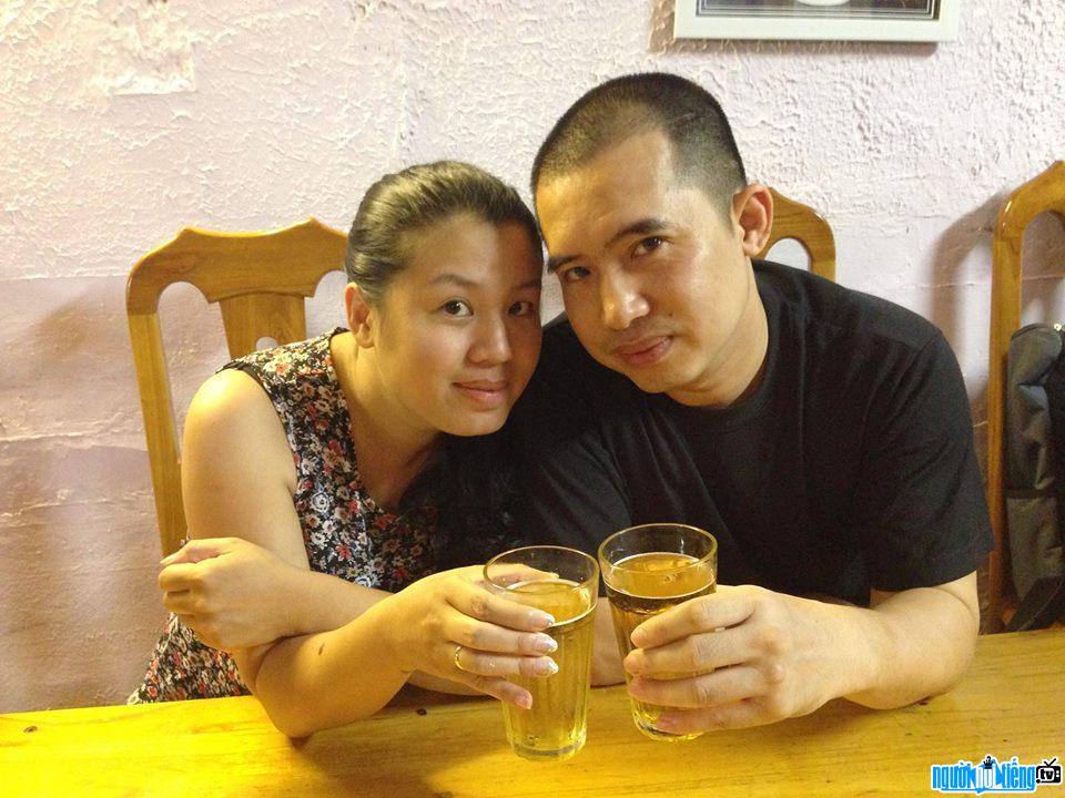  Picture of Hieu Orion and his wife