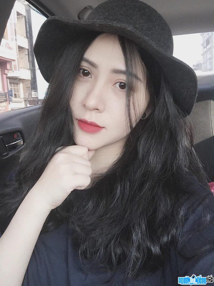 Vẻ đẹp không tỳ vết của cô gái Hà Thành Heo Mi Nhon