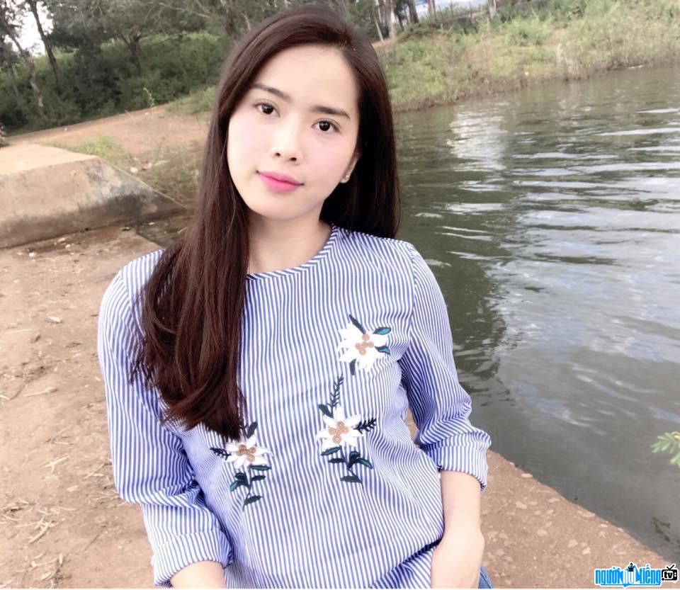 The girl's simple appearance Quang Ngai - actress - model Bella Mai
