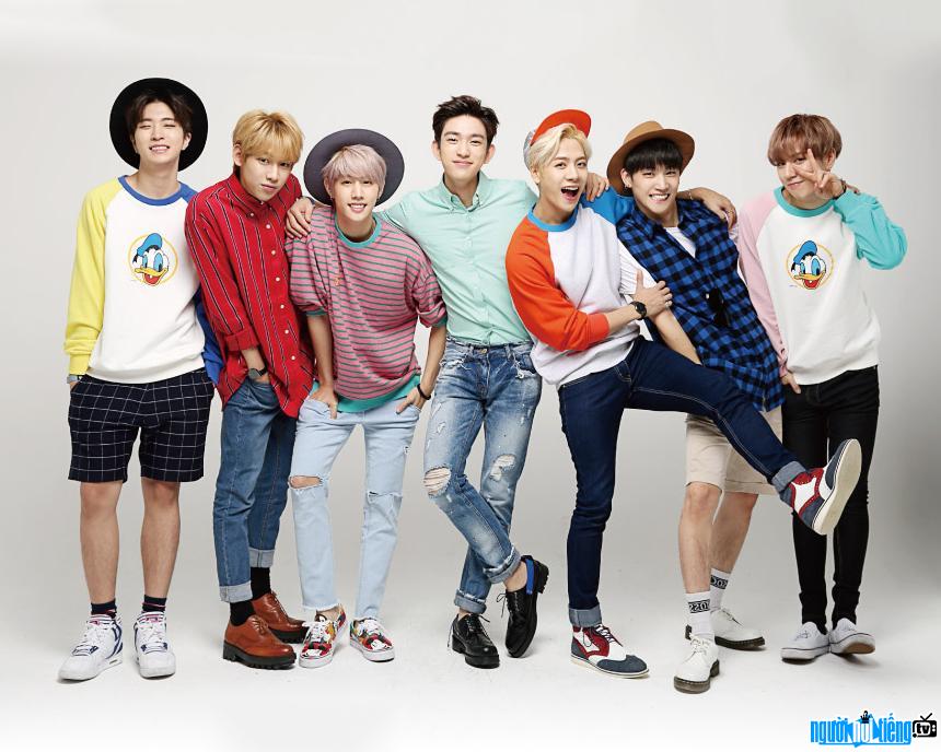  Got7 group with vivid colors