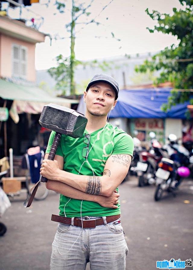  New pictures of DJ Pham Hong Hai