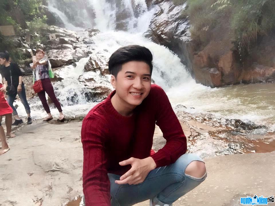 Gương mặt trẻ con của hot boy Ken Phạm