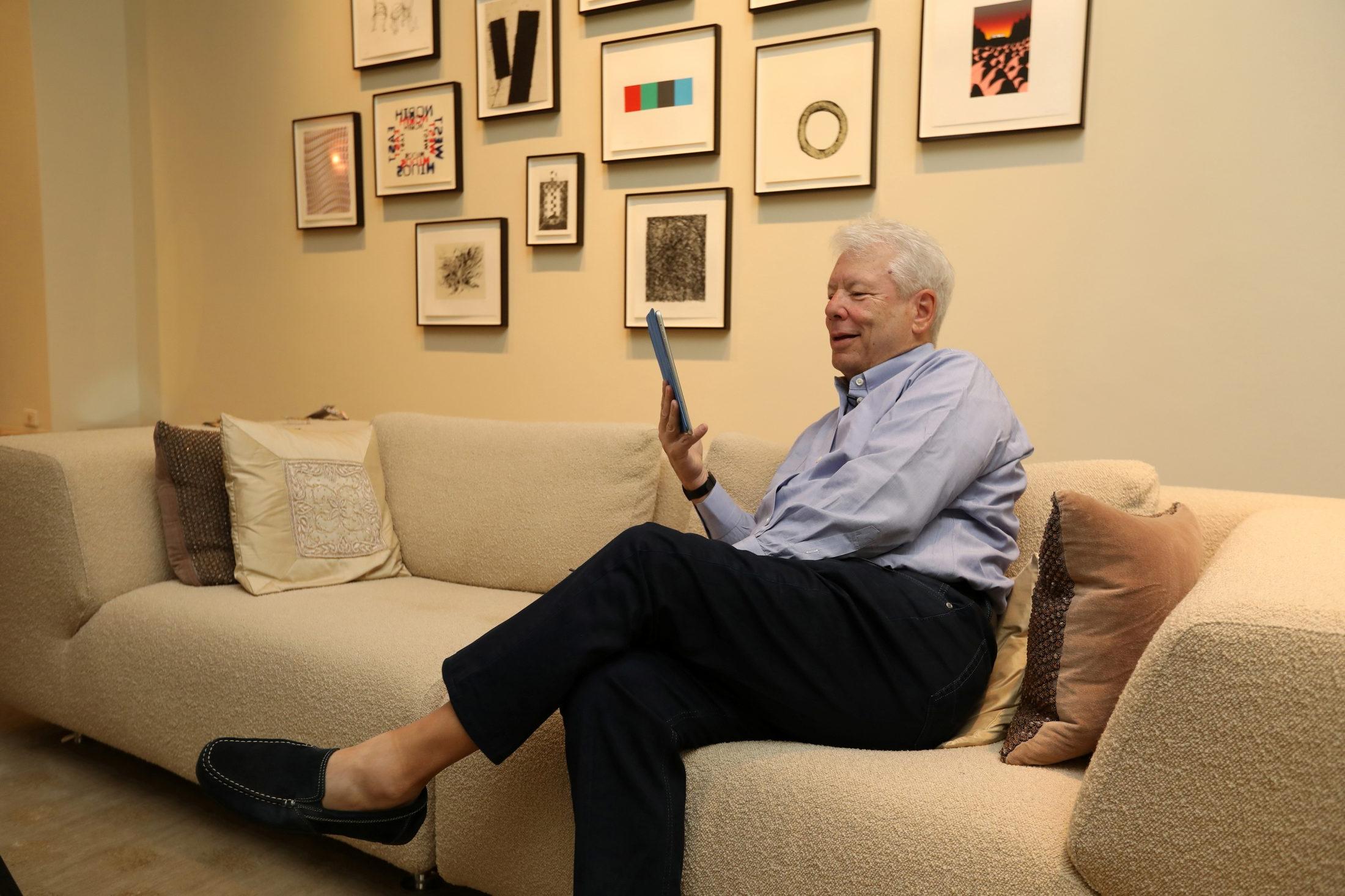 Nhà kinh tế học Richard Thaler ở cuộc sống đời thường
