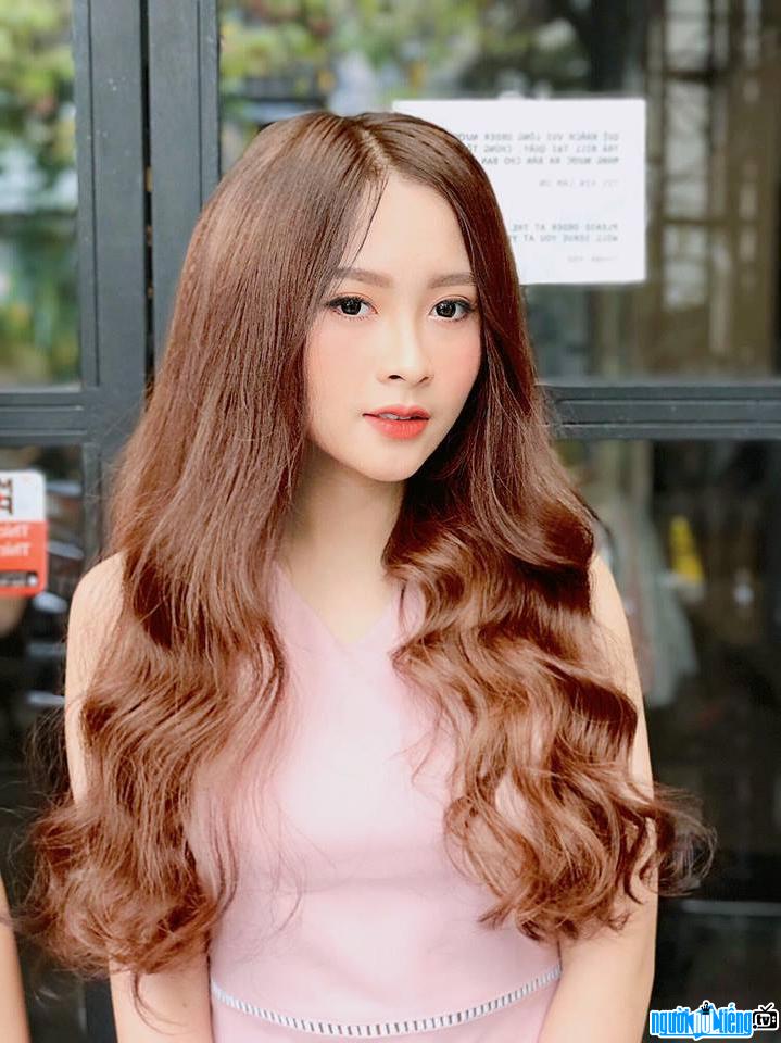 Cận cảnh gương mặt xinh đẹp của hot girl Nguyễn Dương Khả Tú