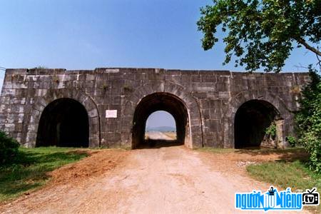  Ho Dynasty citadel in Thanh Hoa