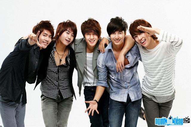  SS501 is famous throughout Asia after the movie Meteor Garden