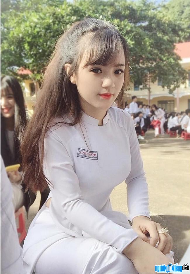  The hot photo of the hot girl in ao dai Nguyen Thi Ngoc Khanh