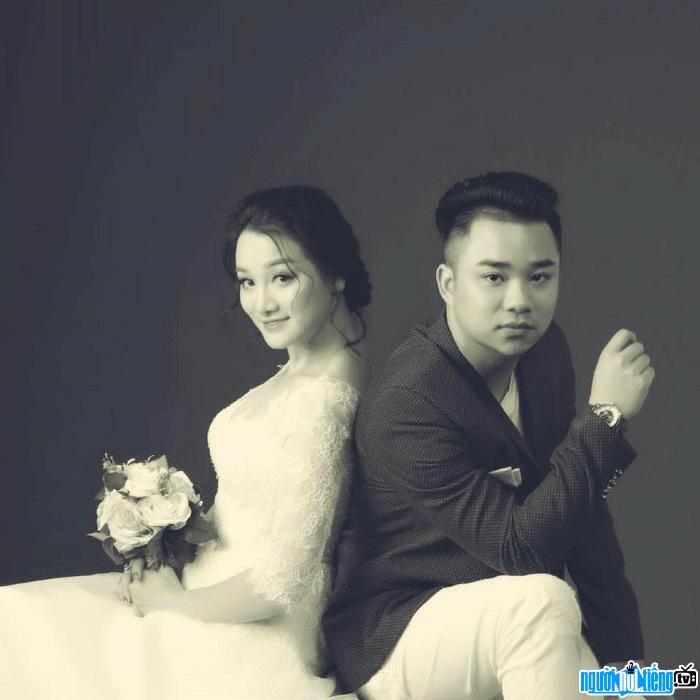 Bức ảnh cưới của hiện tượng mạng Phan Thủy Tiên và Hữu Công