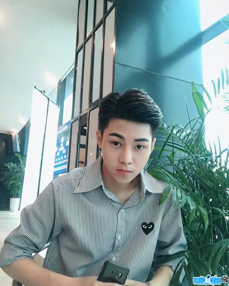 Hot boy Hoang Duc Long profile: Age/ Email/ Phone and Zodiac sign