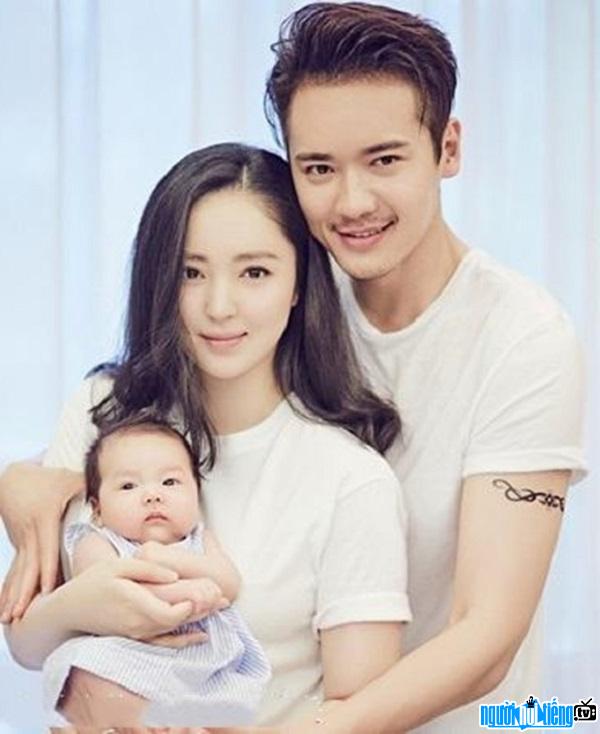The happy family of actor Cao Van Tuong