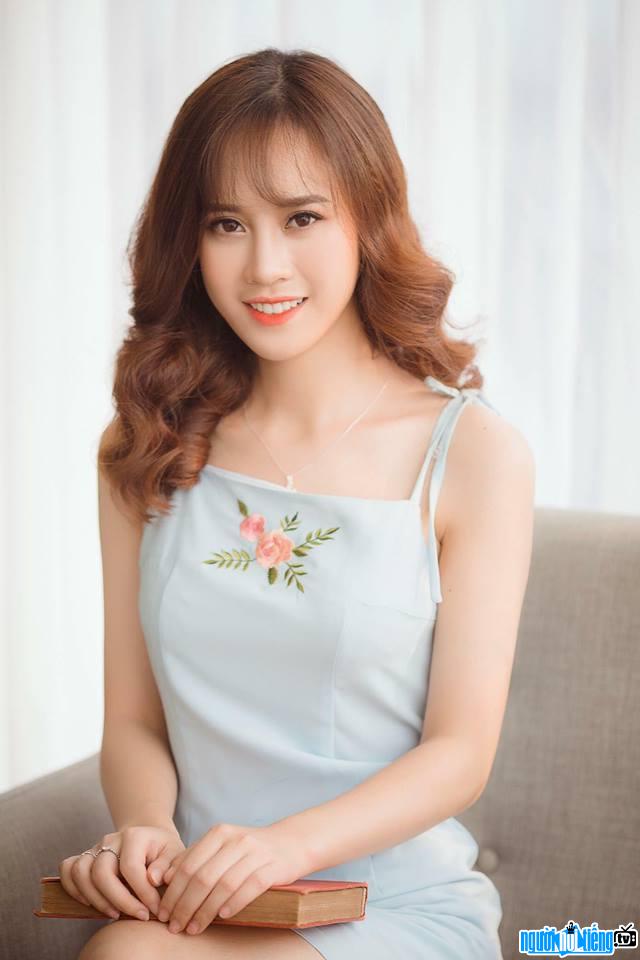 Ngô Mai Phương là Á khôi của cuộc thi Hoa khôi Sinh Viên Việt Nam 2016