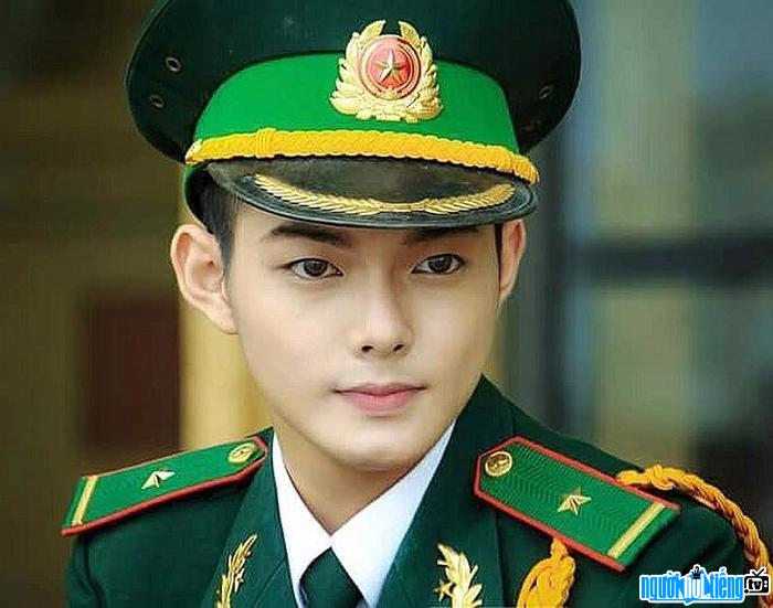  Singer Nam Giang is currently studying at the Military University of Culture and Arts