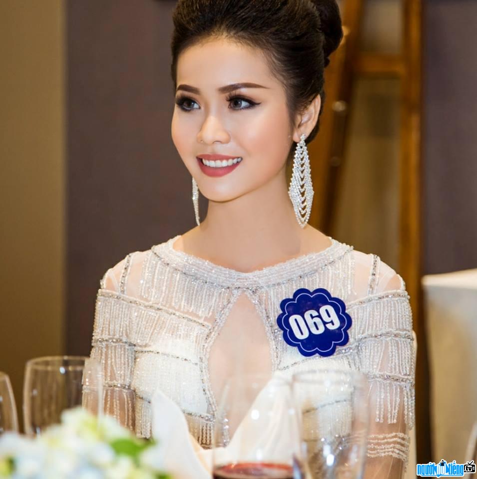  Close-up of Miss Nguyen Thi Kim Ngoc's beautiful face