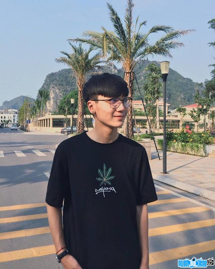  Network phenomenon Vu Quy Duong is known as the Prince of Tik Tok