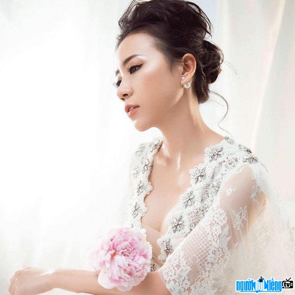  Entrepreneur runner-up Le Ngoc Thanh is beautiful and attractive