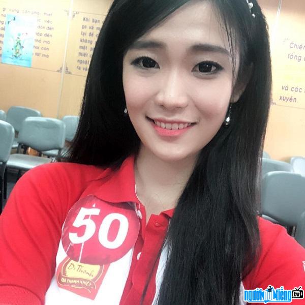 Hoa khôi Phạm Thị Thu Hà nổi bật trong suốt cuộc thi