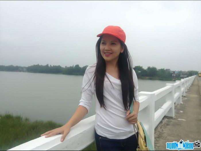  Young image of actress Ngoc Trinh