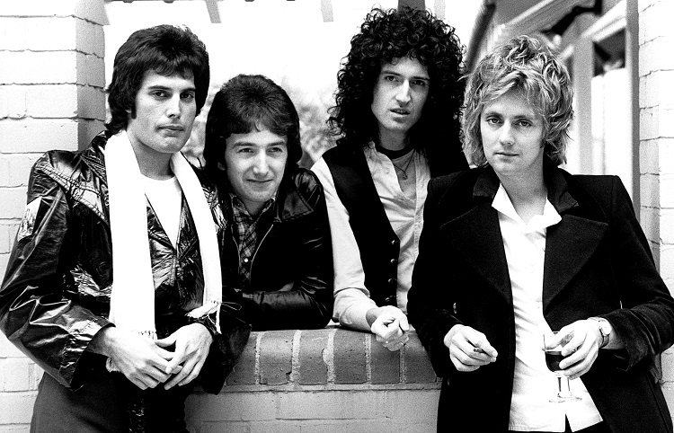 Nhóm nhạc Queen nhận danh hiệu huyền thoại sống