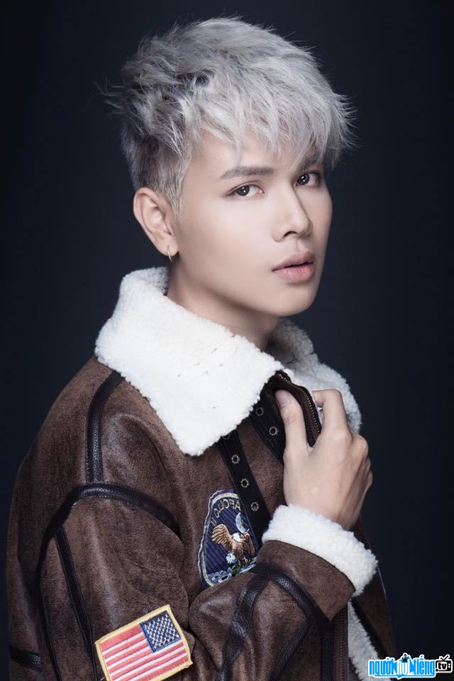 Singer Doan Tuan Anh is the new male ballad of Vpop