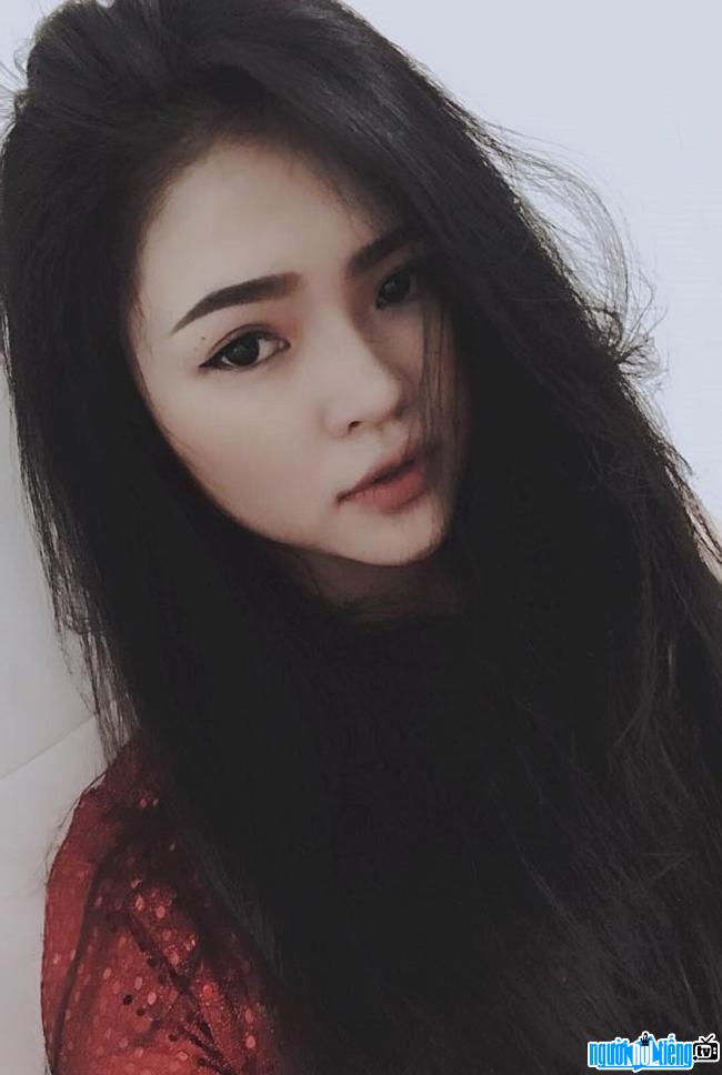  Hot girl Nhu Tho is known as a photo model