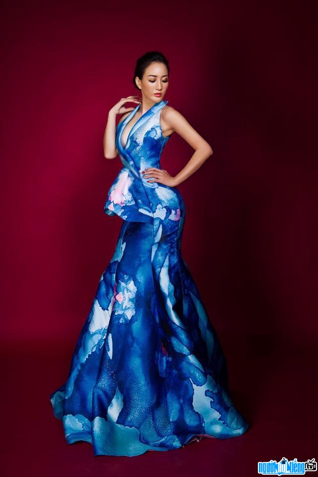  sexy fashion designer Valentines Van Nguyen with a deep bust dress