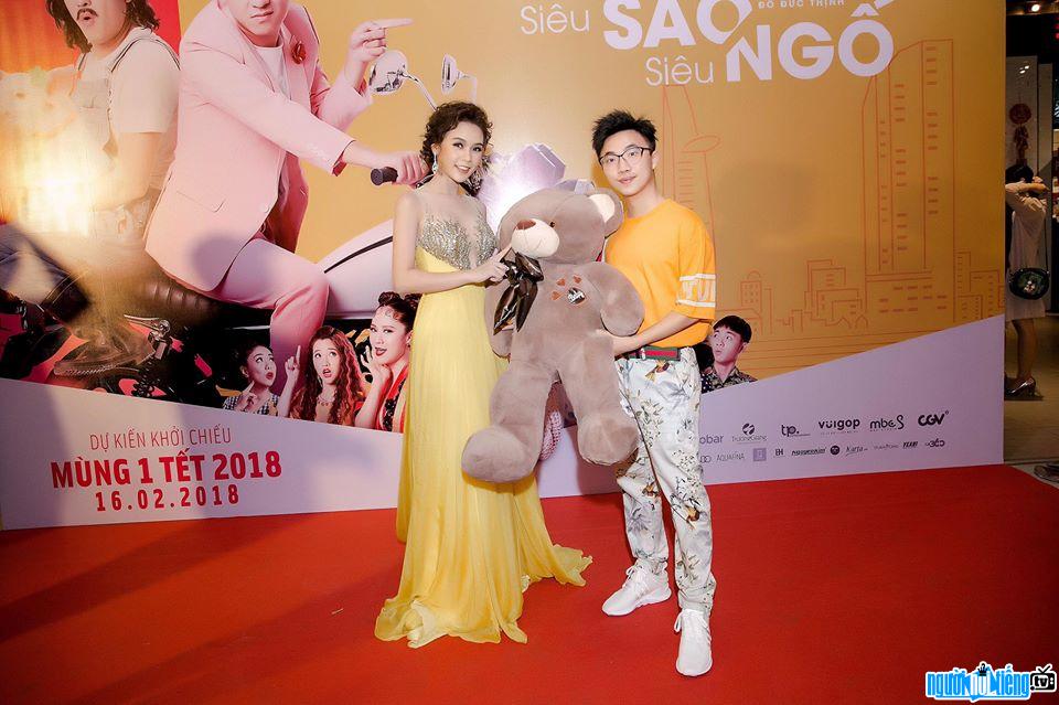  Photo of makeup artist Tran Quoc Huy at the movie premiere of Super Stupid Superstar