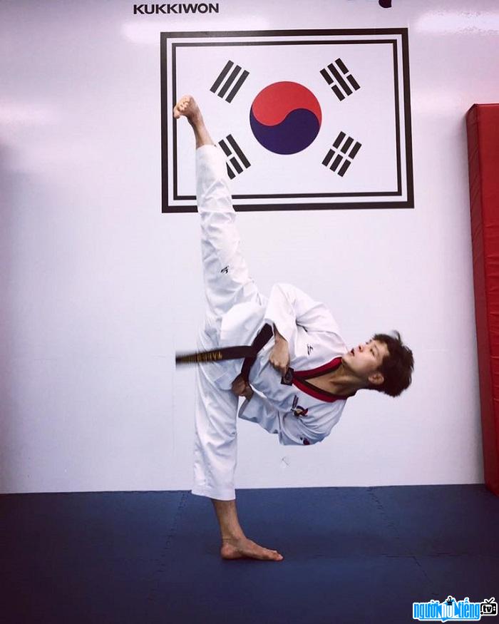 VĐV Taekwondo Hồ Thanh Phong từng giành nhiều giải thưởng võ thuật