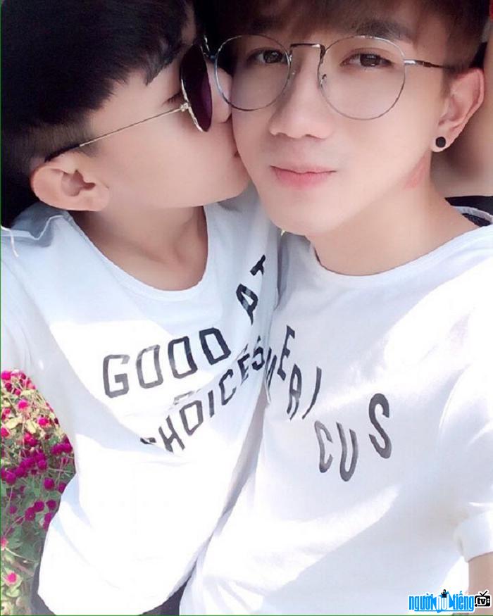  Hot boy Huynh Thanh Liem and a beautiful love affair with Ha Ky Nam
