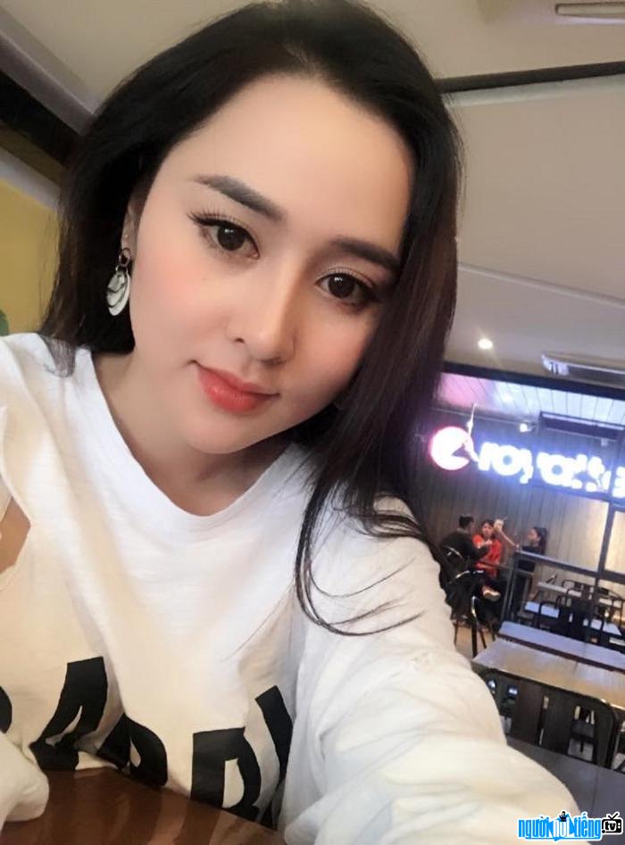 Hot girl Lê Mai Chúc sở hữu ngoại hình xinh đẹp