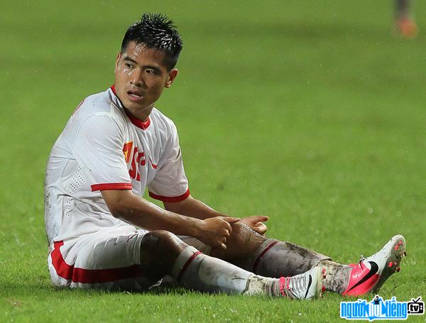 Au Van Hoan is one of the full-backs with a good style of play good in Vietnam