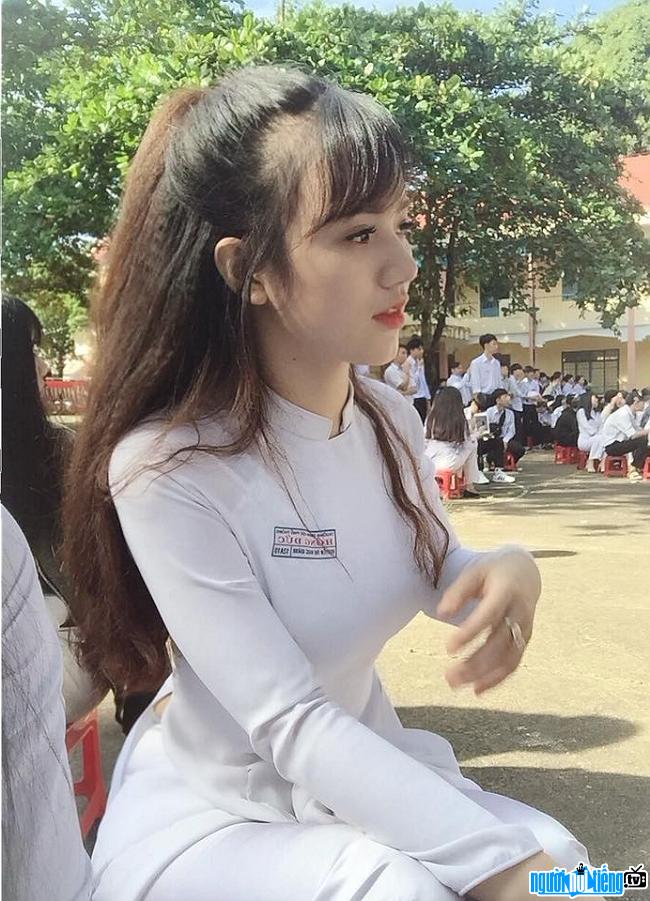 Hot girl in Dak Lak's ao dai Nguyen Thi Ngoc Khanh
