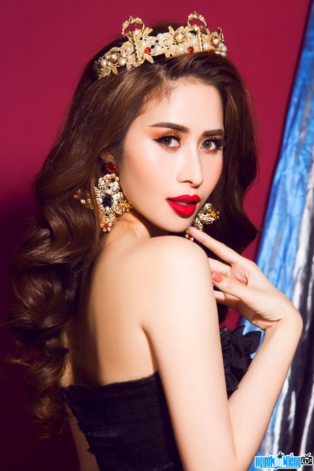  Portrait of model Princess Ngoc Han