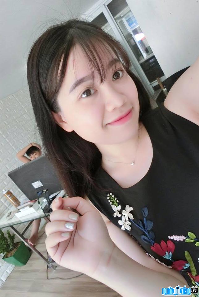 Cận cảnh gương mặt xinh đẹp của hot girl Trang Mẩu