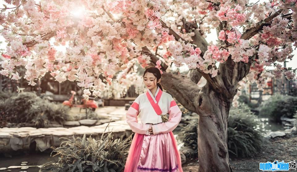 Hình ảnh streamer Lê Hoàng Thảo Nguyên hóa thân thành mỹ nhân Hàn Quốc